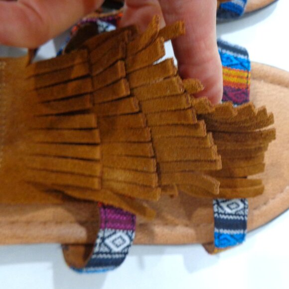 MINNIE TONKA Women's BOHO Brown Leather‎ Sandals Flats Aztec Fringe Size 6 - Picture 5 of 9